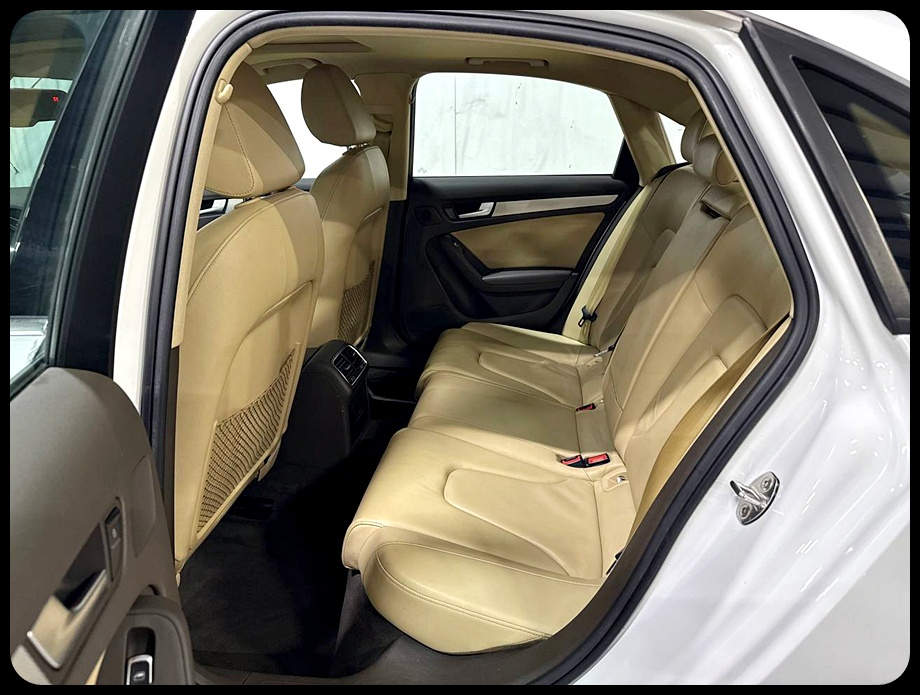 Audi A4 2.0T Sedan quattro Tiptronic 2014