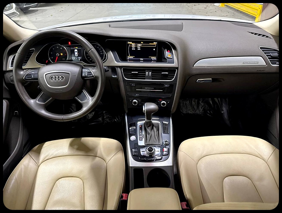 Audi A4 2.0T Sedan quattro Tiptronic 2014