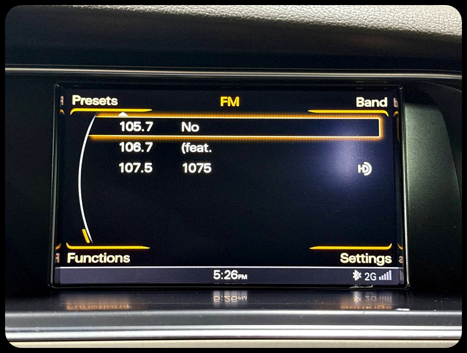 Audi A4 2.0T Sedan quattro Tiptronic 2014