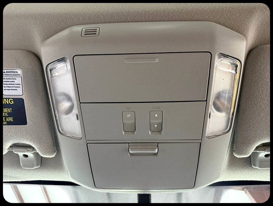 Toyota Tundra Platinum CrewMax 5.7L FFV 4WD 2013