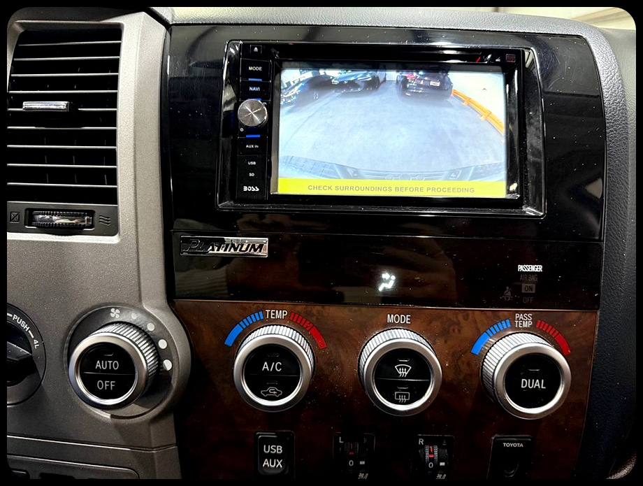 Toyota Tundra Platinum CrewMax 5.7L FFV 4WD 2013