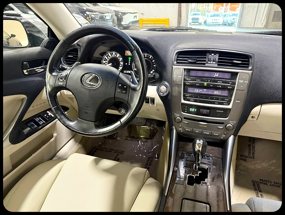Lexus IS C IS 250C 2010