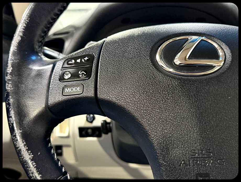 Lexus IS C IS 250C 2010