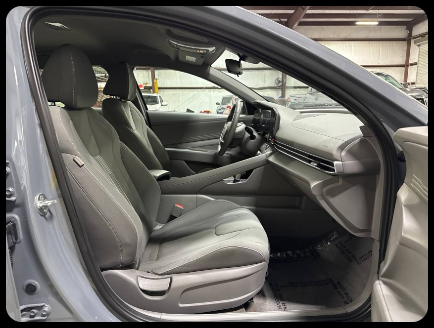 Hyundai Elantra SEL 2023