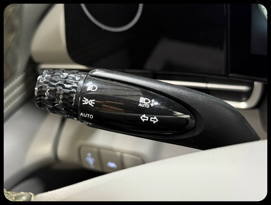 Hyundai Elantra SEL 2023