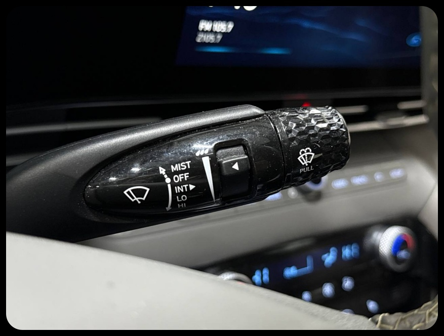 Hyundai Elantra SEL 2023