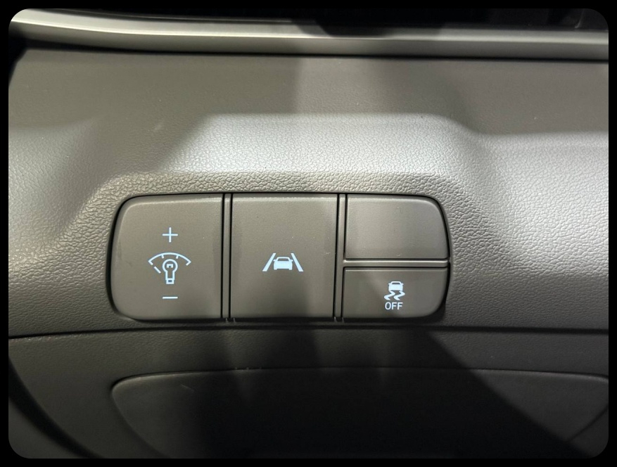 Hyundai Elantra SEL 2023