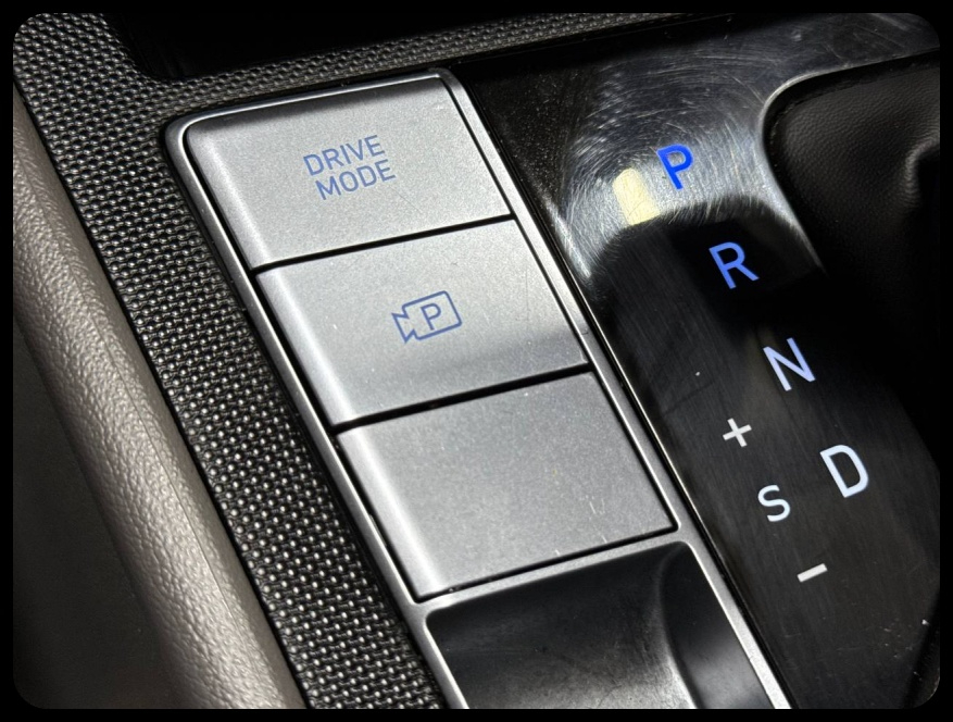 Hyundai Elantra SEL 2023