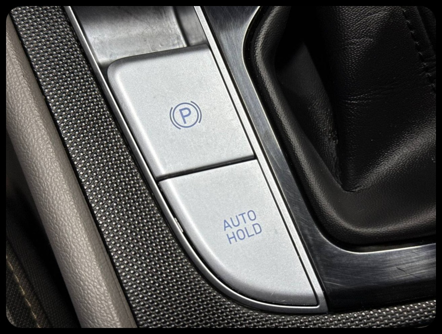 Hyundai Elantra SEL 2023