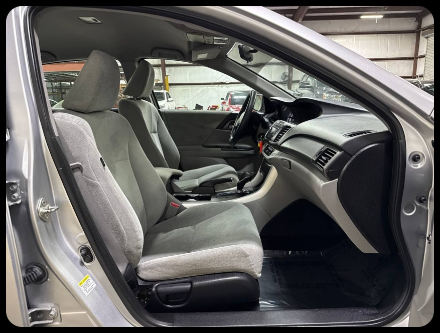 Honda Accord LX Sedan CVT 2013