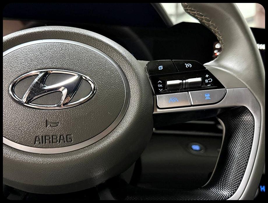 Hyundai Elantra SEL 2023