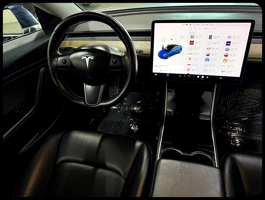 Tesla Model 3 Base 2018