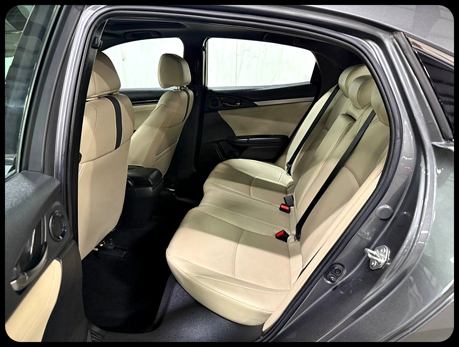 Honda Civic EX-L w/ Navigation 2020