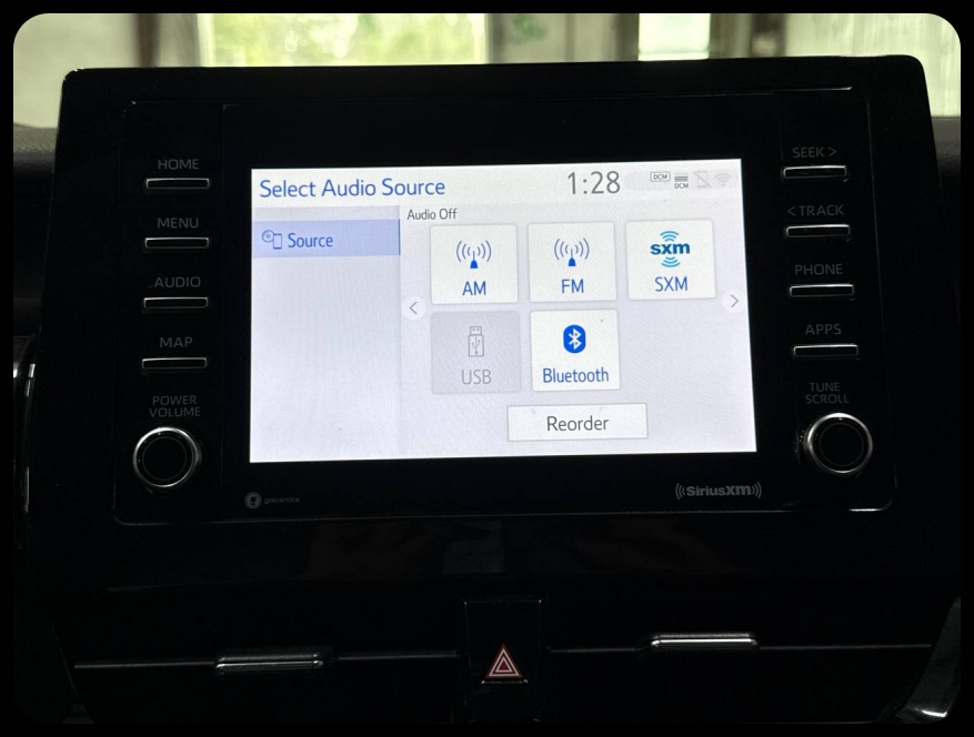 Toyota Camry SE 2021