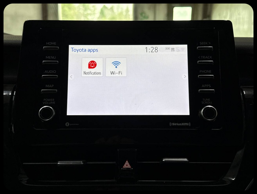 Toyota Camry SE 2021