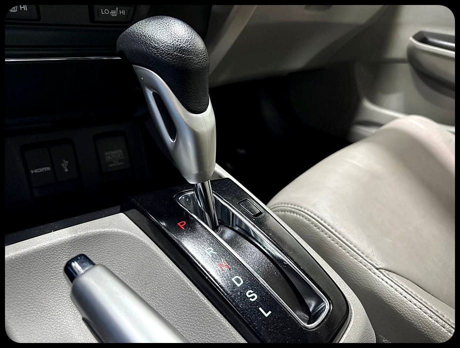 Honda Civic EX-L Sedan CVT 2015