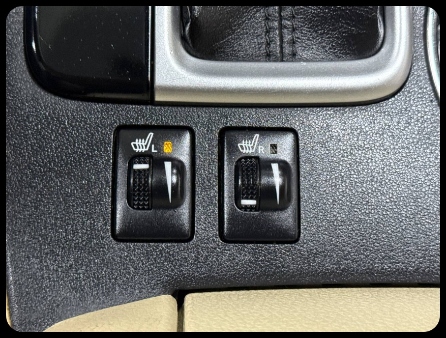 Toyota Highlander SE FWD V6 2017