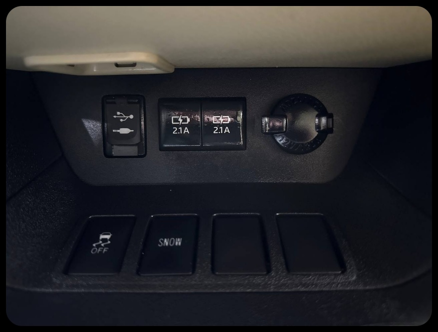 Toyota Highlander SE FWD V6 2017