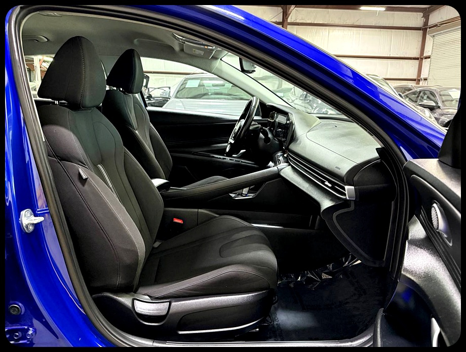 Hyundai Elantra SEL 2023