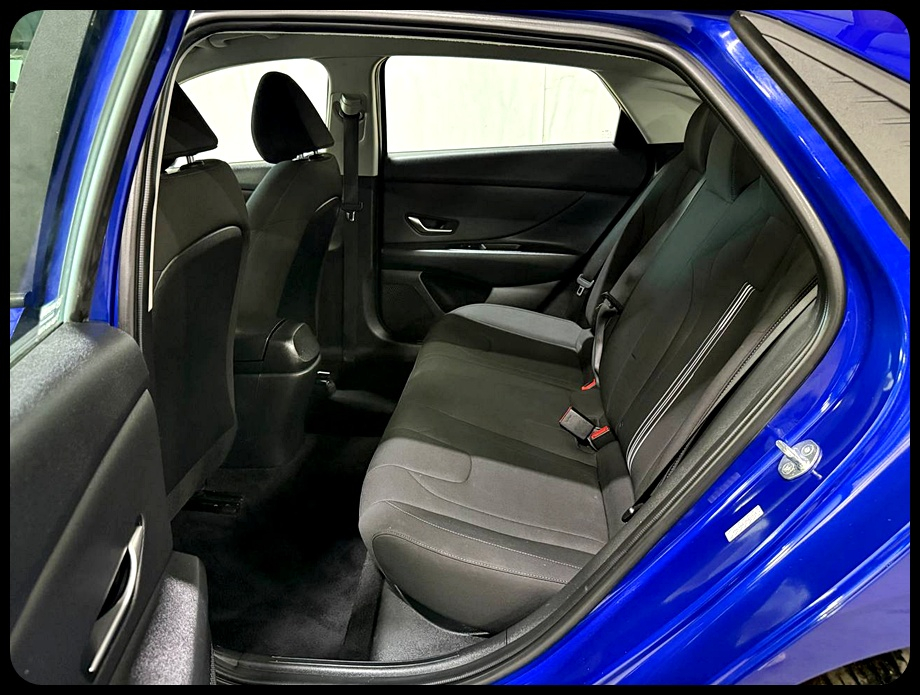 Hyundai Elantra SEL 2023