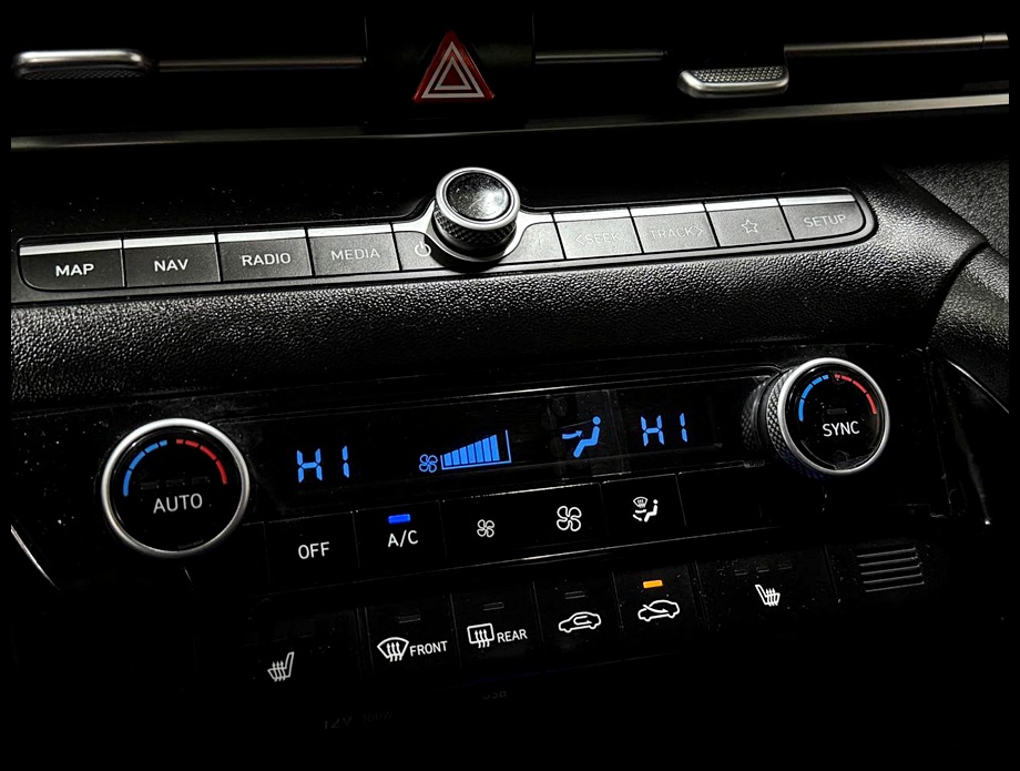 Hyundai Elantra SEL 2023