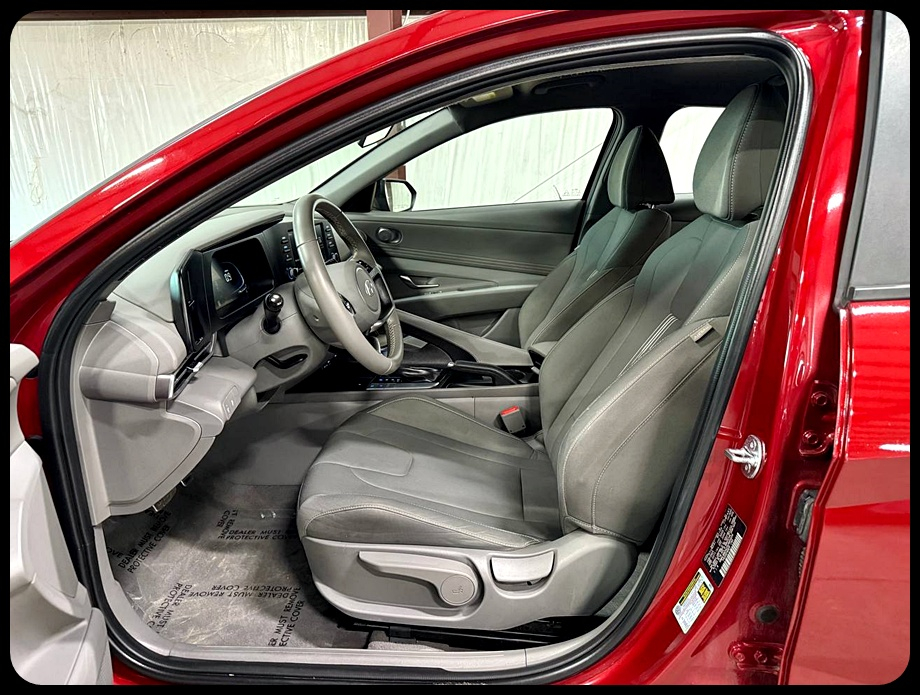 Hyundai Elantra SEL Sport 2025