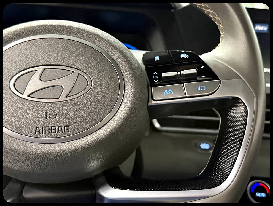 Hyundai Elantra SEL Sport 2025