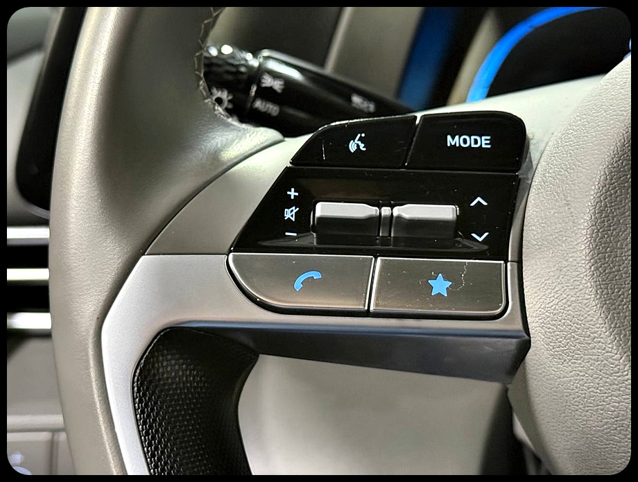 Hyundai Elantra SEL Sport 2025