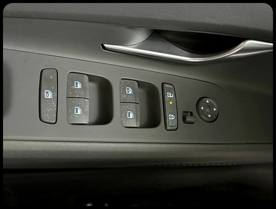 Hyundai Elantra SEL Sport 2025