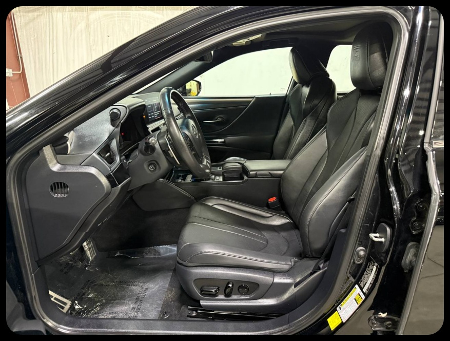 Lexus ES 350 Base 2022