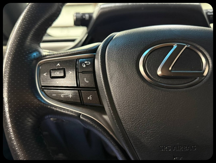 Lexus ES 350 Base 2022