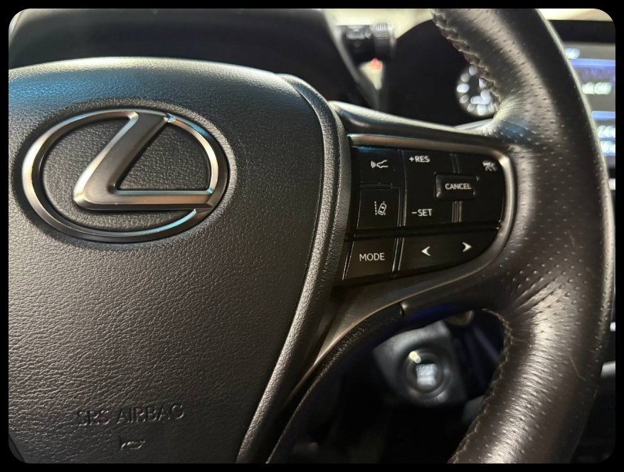 Lexus ES 350 Base 2022