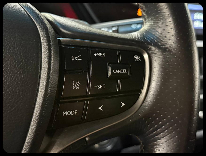 Lexus ES 350 Base 2022