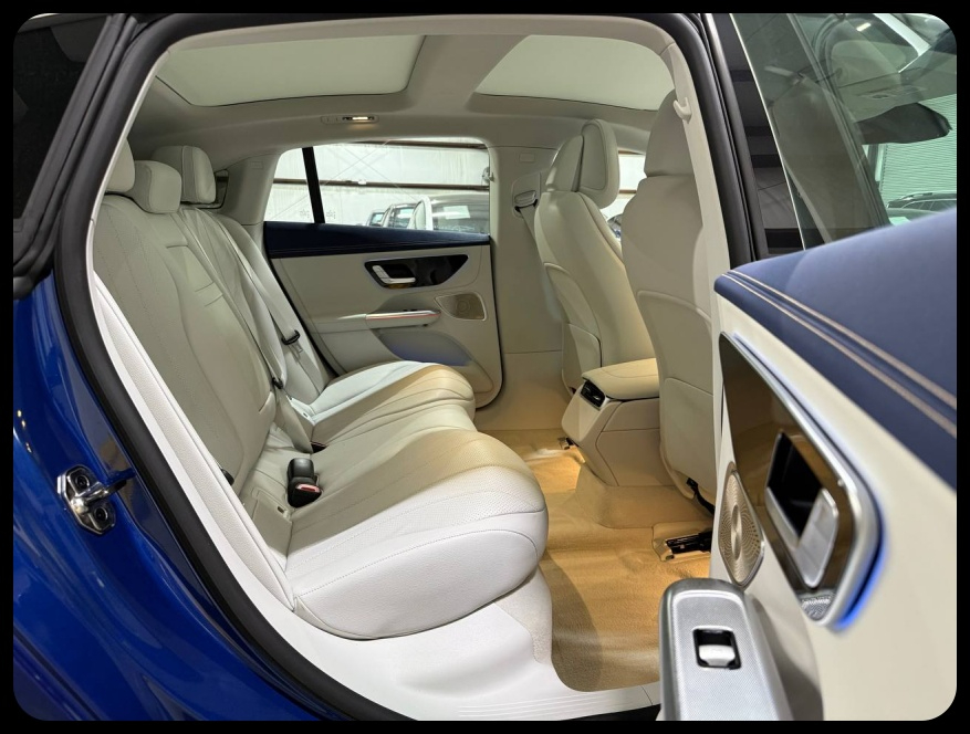 Mercedes-Benz EQE 350 4MATIC 2023