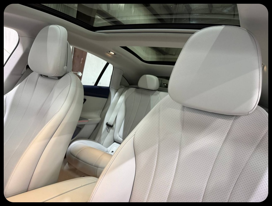 Mercedes-Benz EQE 350 4MATIC 2023