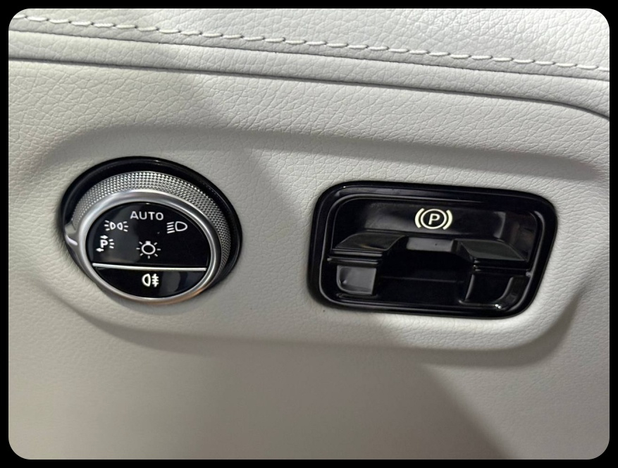 Mercedes-Benz EQE 350 4MATIC 2023