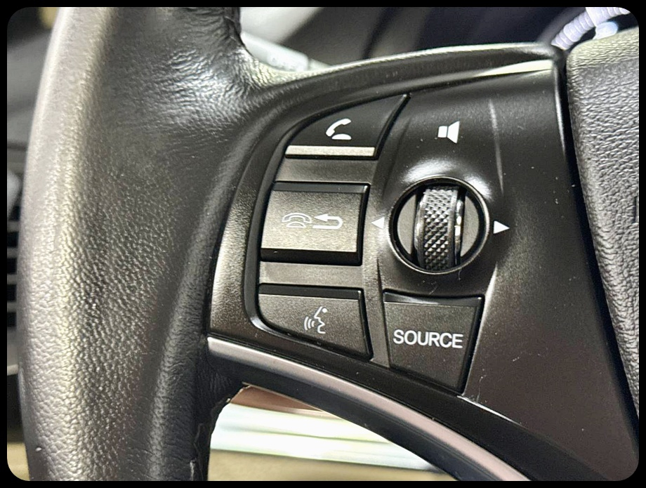 Acura MDX SH-AWD 6-Spd AT w/Advance Package 2015