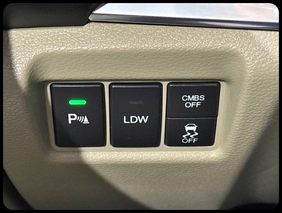 Acura MDX SH-AWD 6-Spd AT w/Advance Package 2015