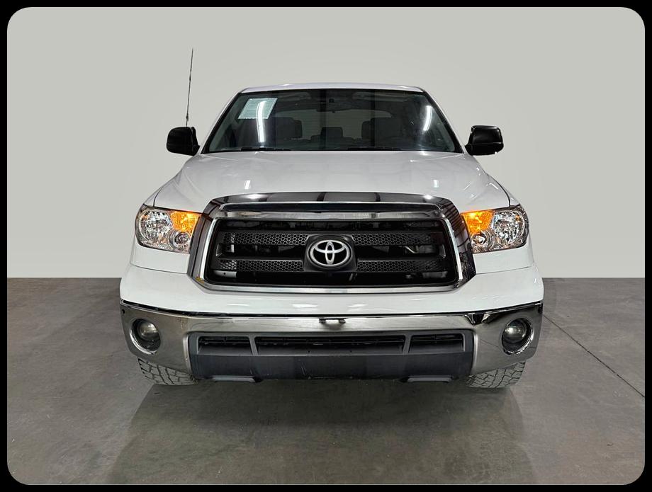 Toyota Tundra  2011