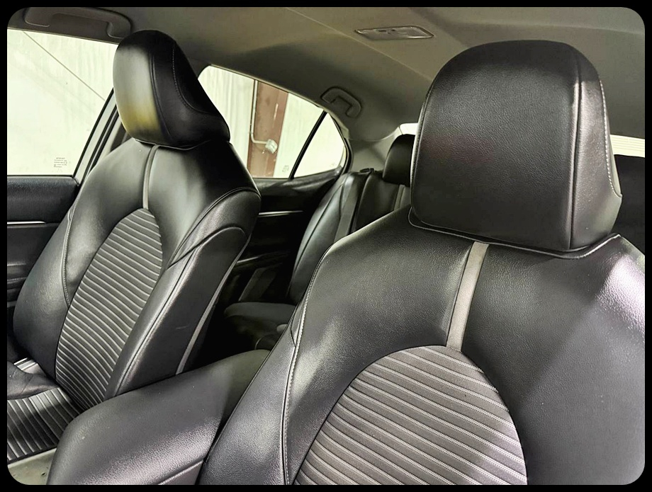 Toyota Camry SE 2022