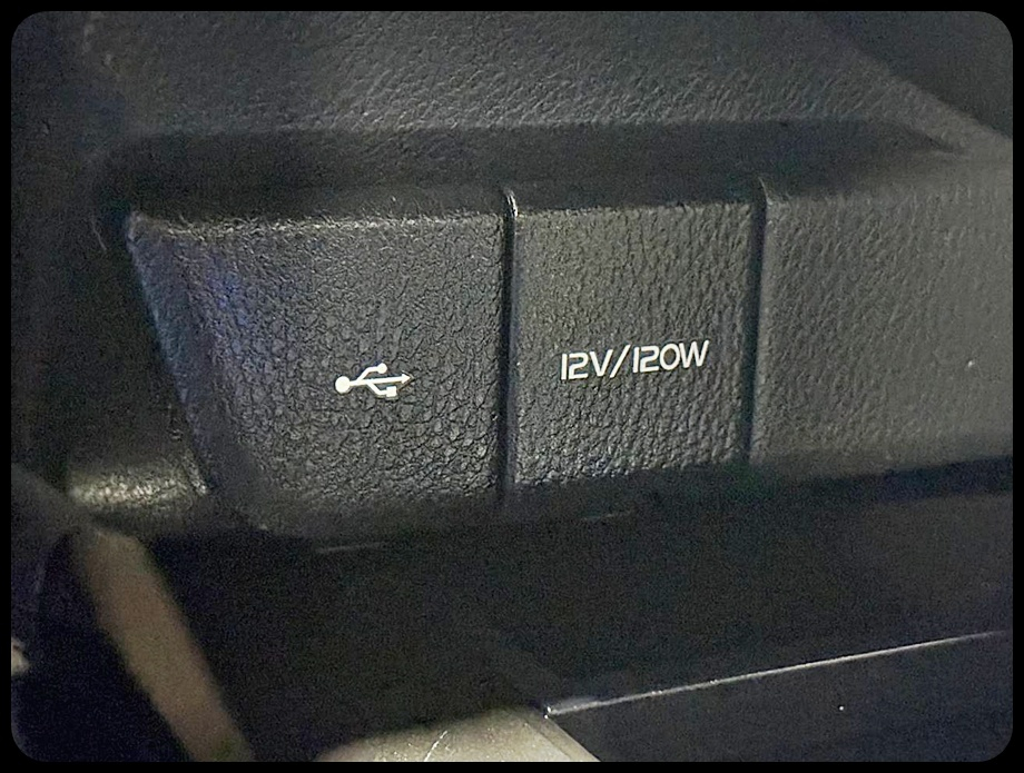 Toyota Camry SE 2022