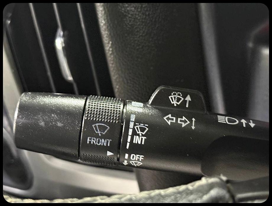 Chevrolet Silverado 1500 LT Crew Cab 2WD 2017