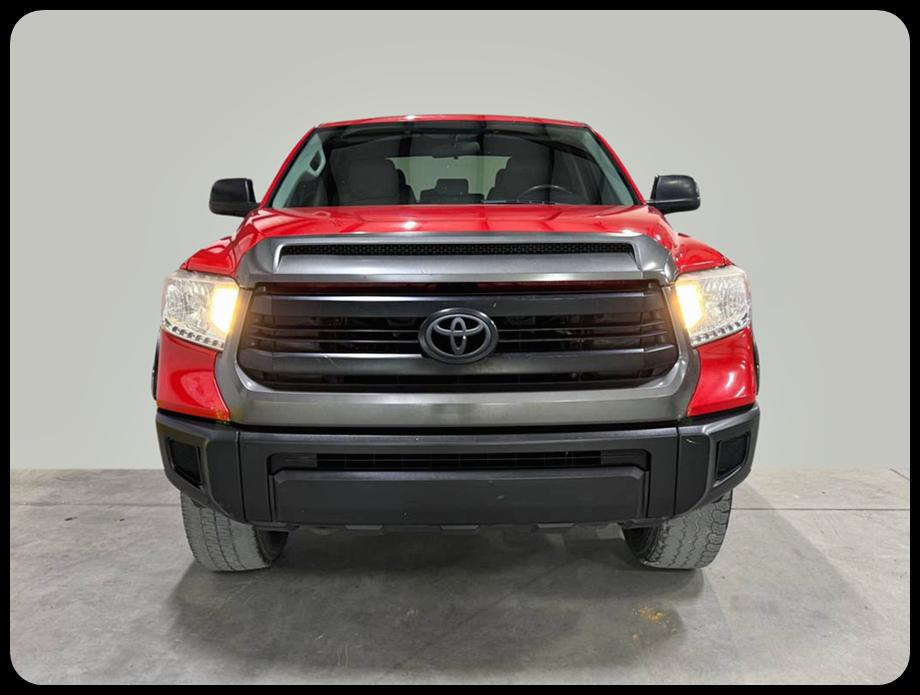 Toyota Tundra  2016