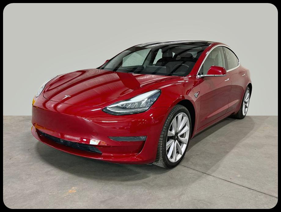 Tesla Model 3  2019