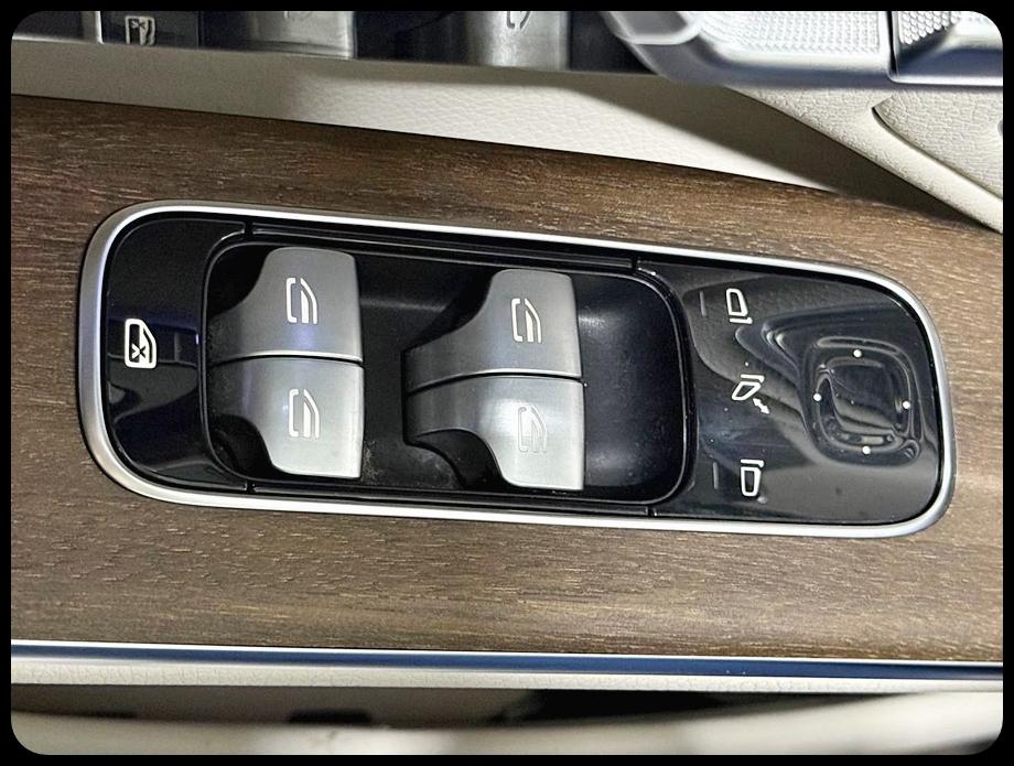 Mercedes-Benz EQS 450+ 2023