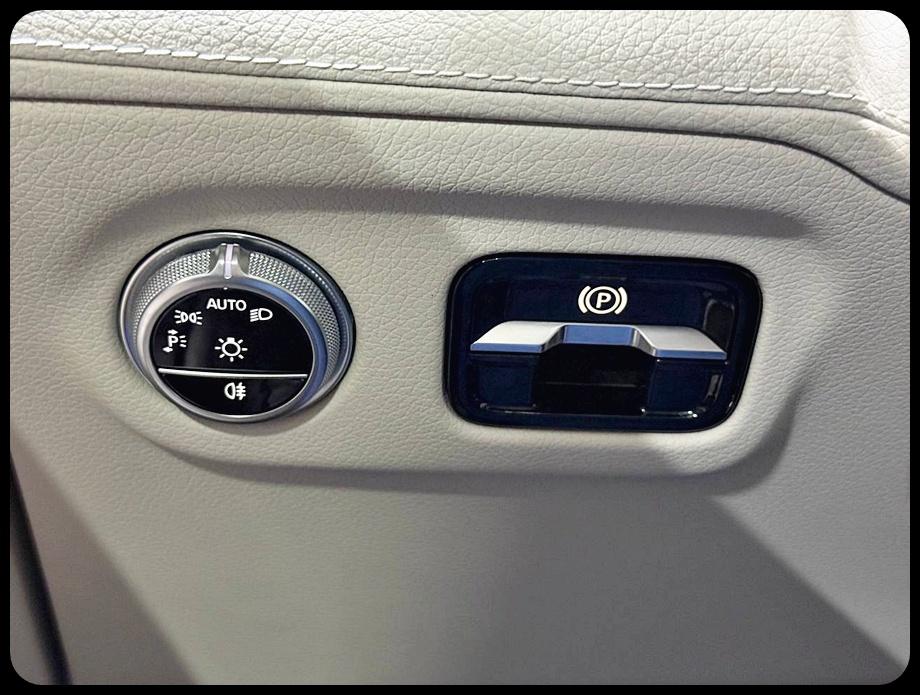 Mercedes-Benz EQS 450+ 2023