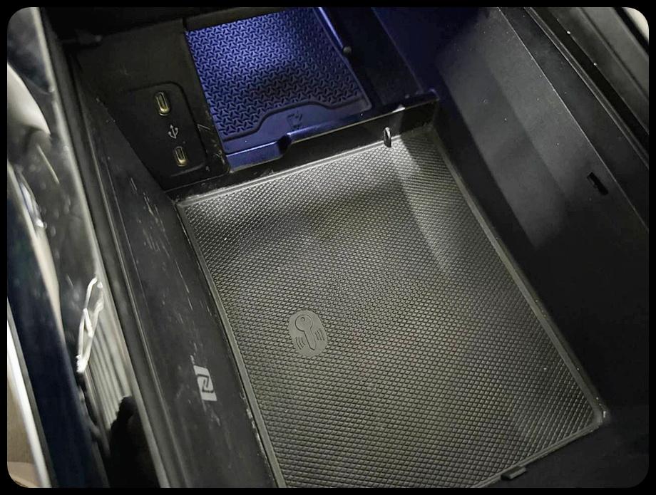 Mercedes-Benz EQS 450+ 2023