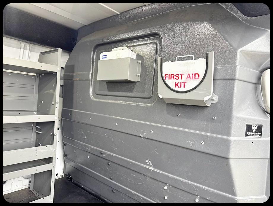 Ford Transit 250 Van Low Roof w/Sliding Pass. 130-in. WB 2019