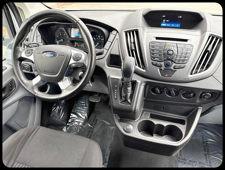 Ford Transit 250 Van Low Roof w/Sliding Pass. 130-in. WB 2019