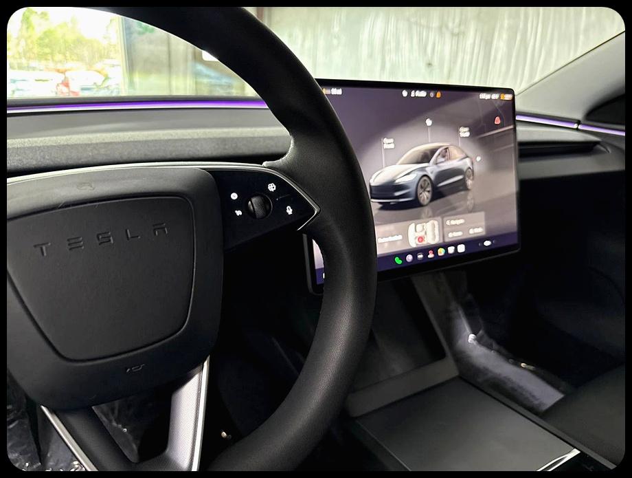 Tesla Model 3 Base 2024